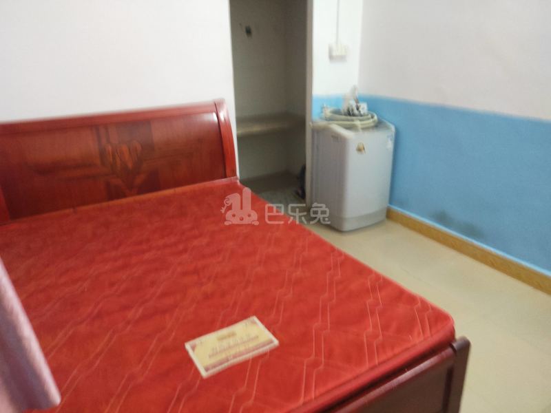 江夏荷木岭二巷1号5868550卧室图1