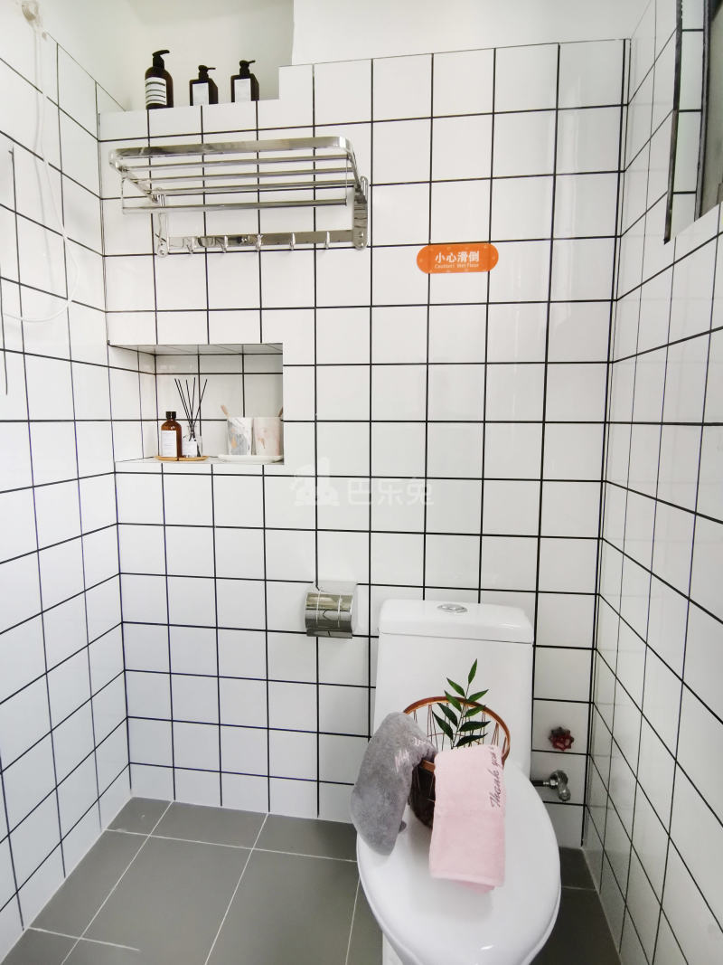 龙湖冠寓广州珠宝市场店5870604周边环境图13