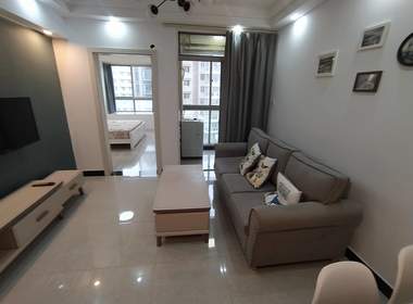 九英里 1室1厅1卫