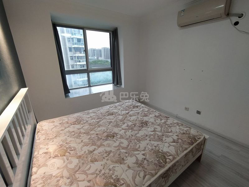 九英里5878917卧室图1