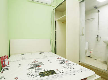 蜗牛之家青年公寓 1室0厅1卫