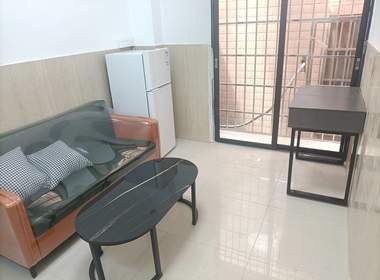 镇北南街黄地巷6号 1室1厅1卫