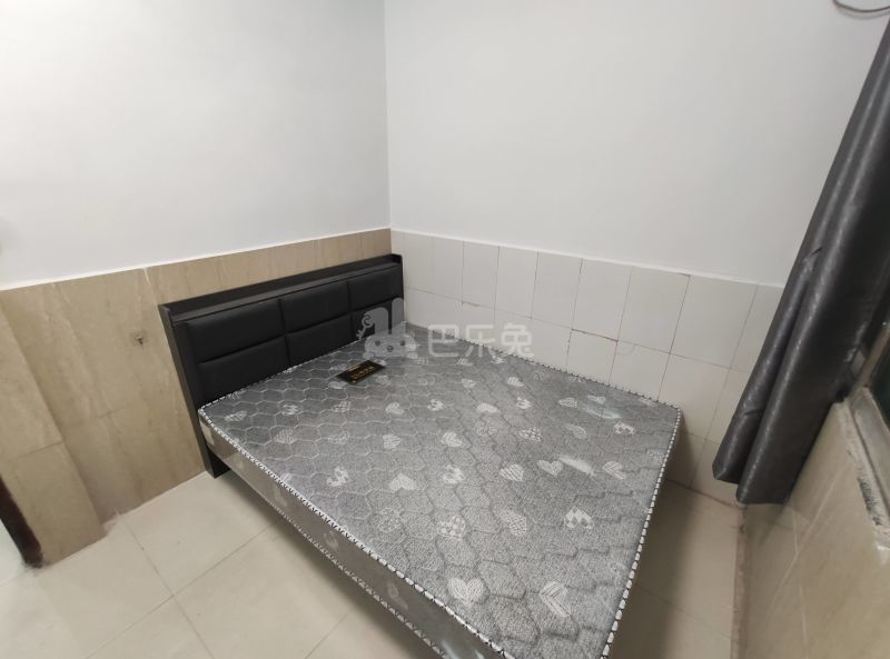 镇北南街黄地巷6号5899774卧室图1