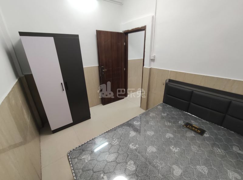 镇北南街黄地巷6号5899774卧室图2