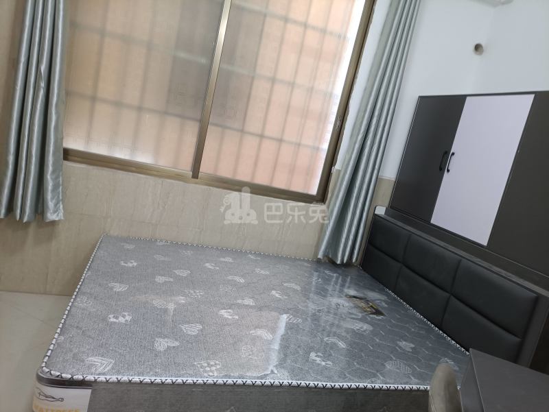 镇北南街黄地巷6号5899776卧室图1