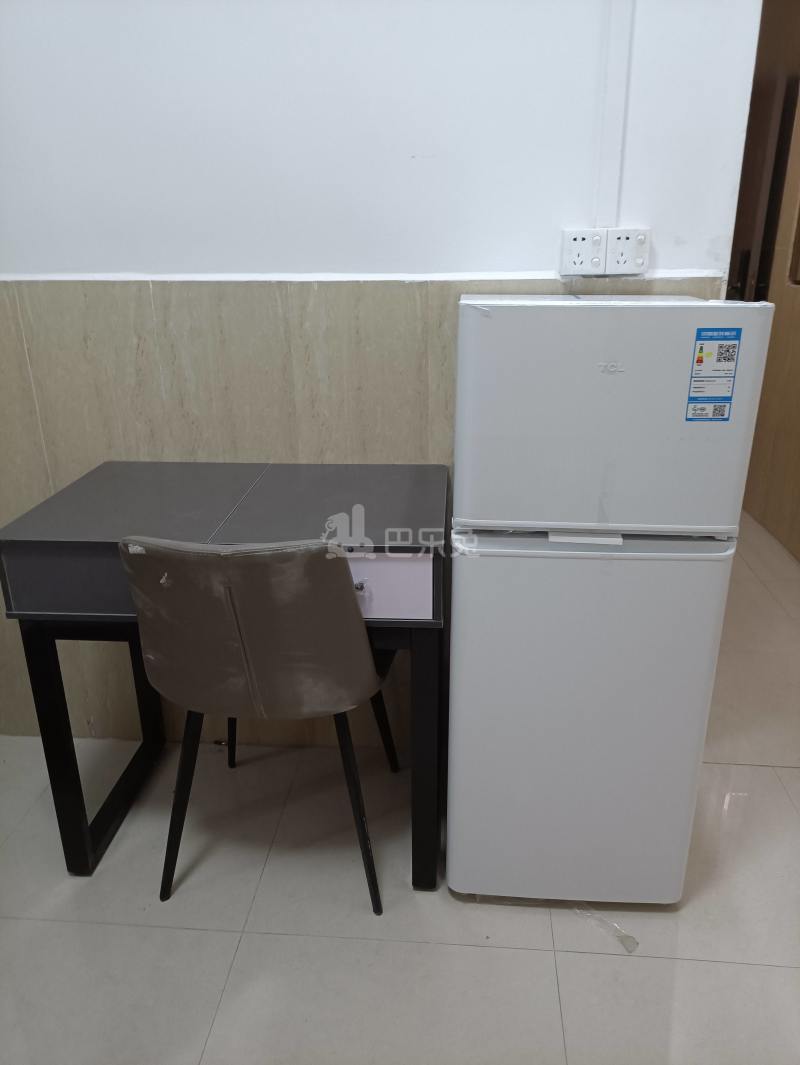 镇北南街黄地巷6号5899776卧室图2