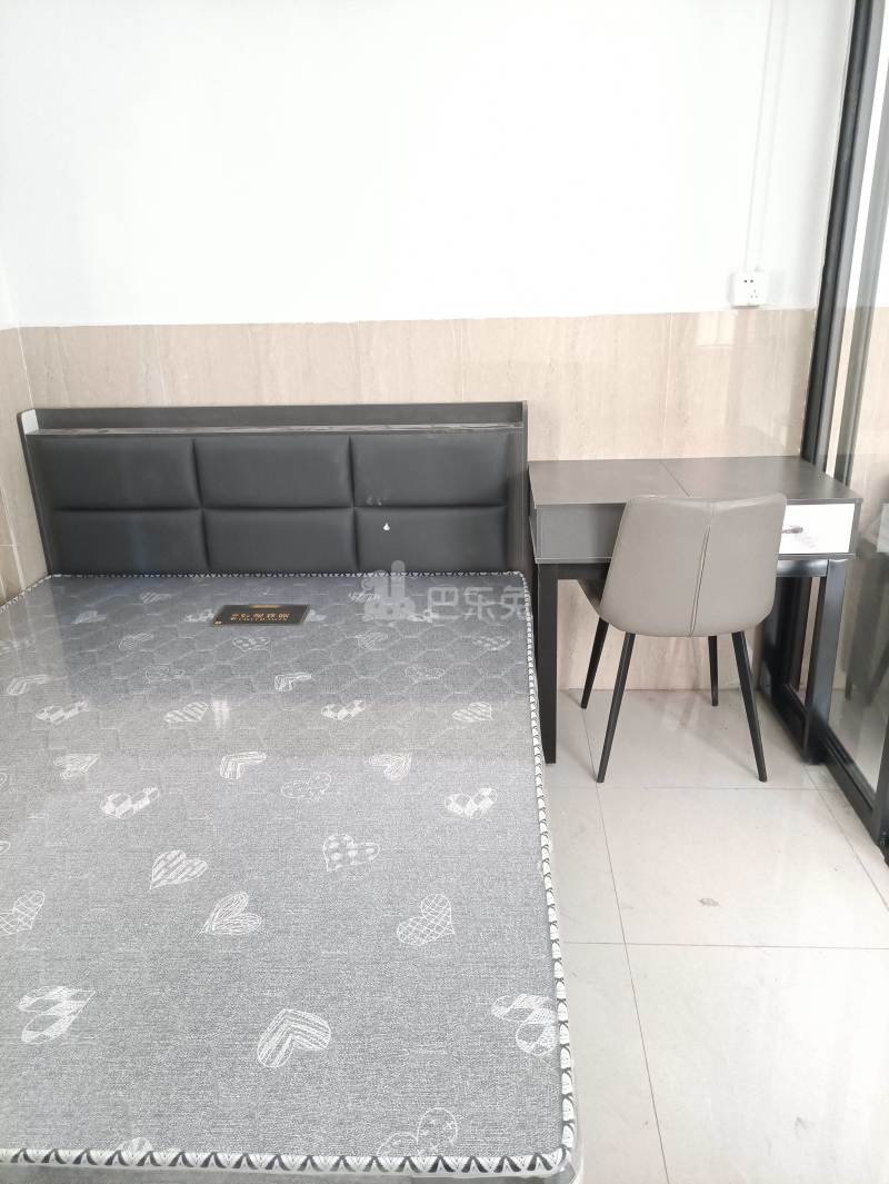 镇北南街黄地巷6号5899782卧室图2