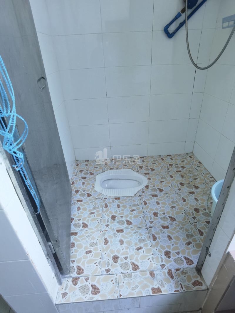 三元里棠下西街一巷25-1号5900015卫生间图8