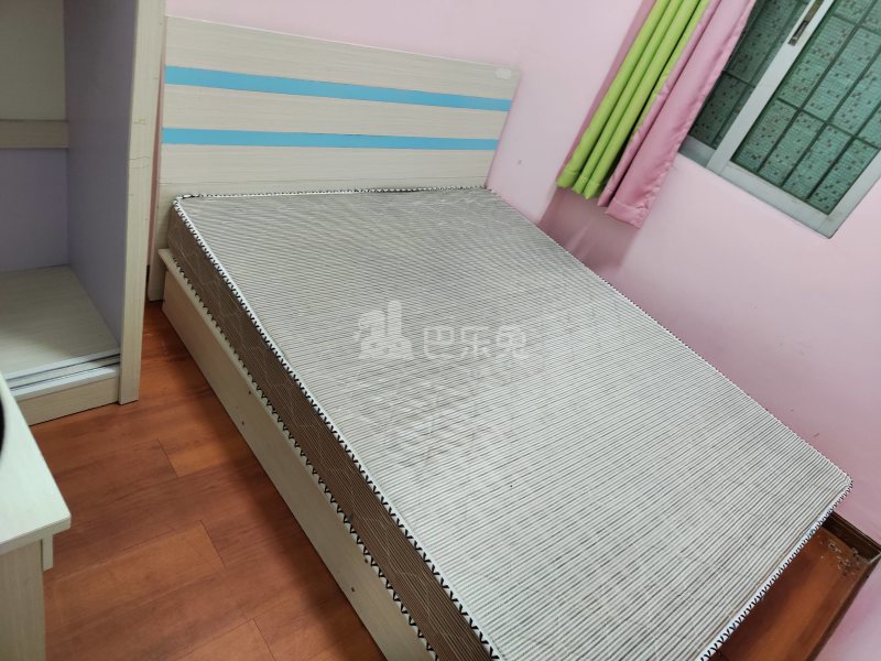 江夏村西街一巷7号5920968卧室图0