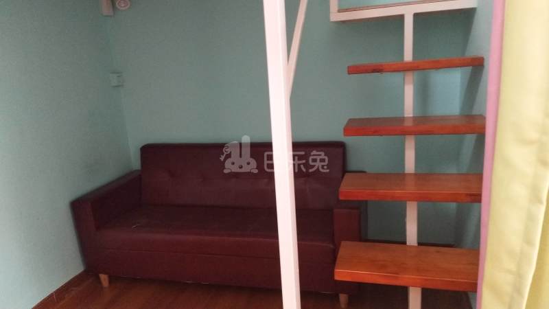 江夏村西街一巷7号5920984卧室图0