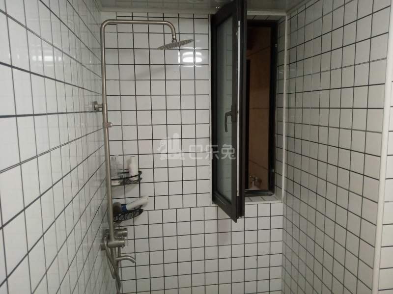 九亭家园2期启民苑5927982卫生间图12