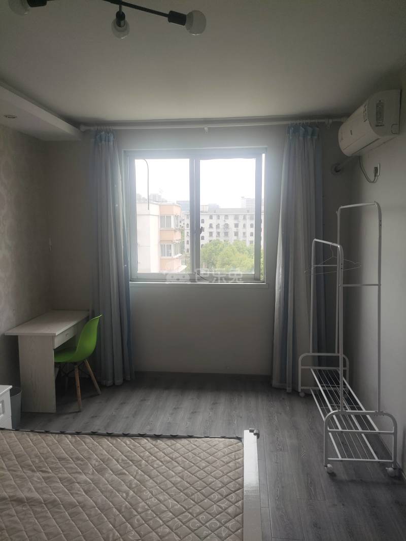 静安金泉苑5944686卧室窗户图15