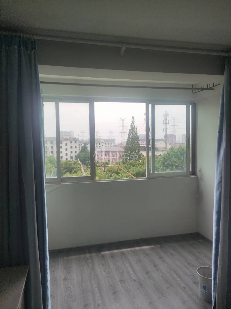 静安金泉苑5944686卧室窗户图16