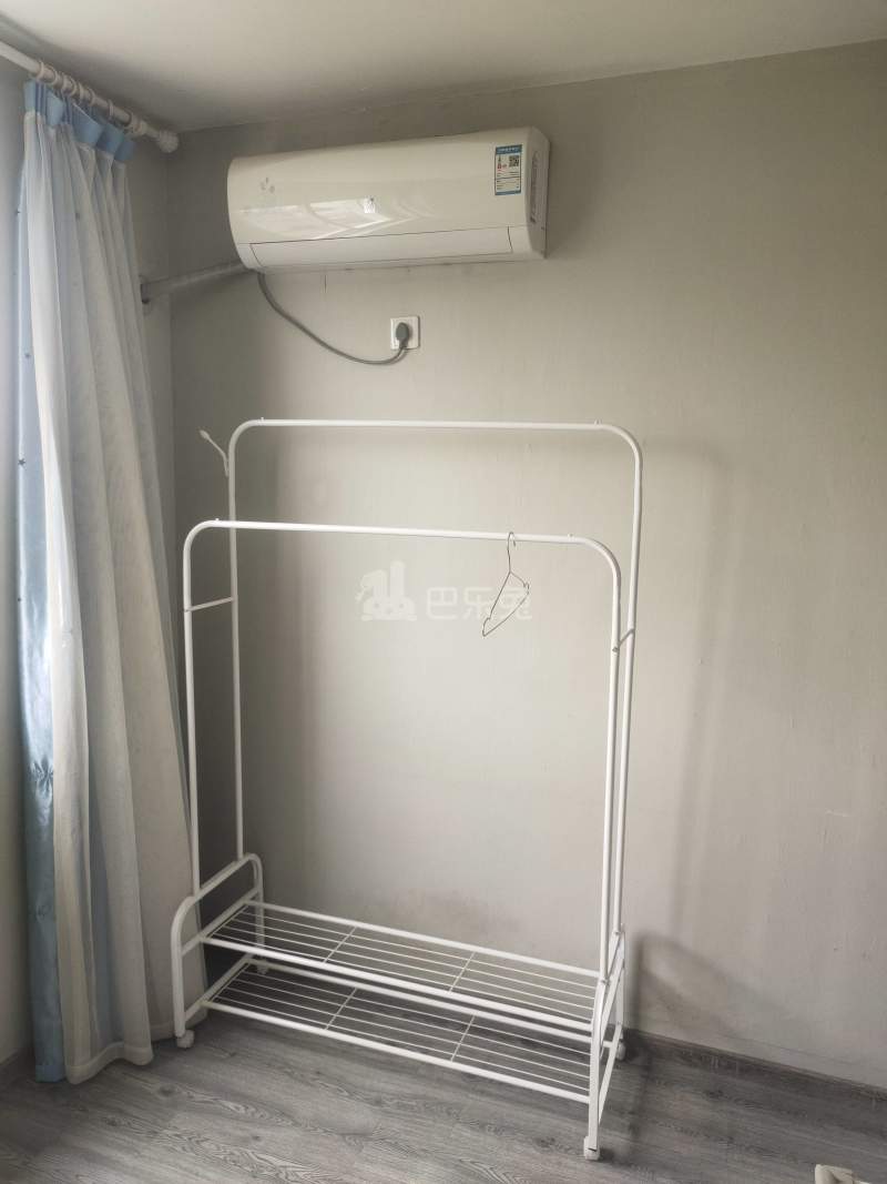 静安金泉苑5944686卧室图10