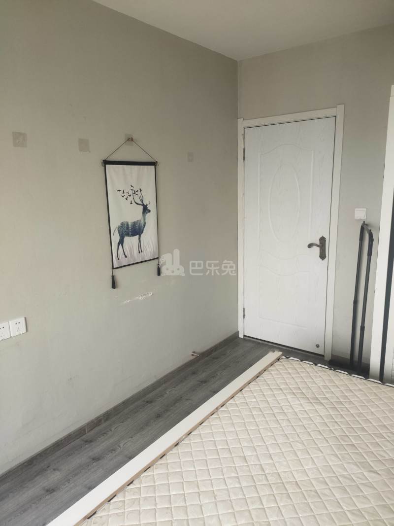 静安金泉苑5944686卧室图8