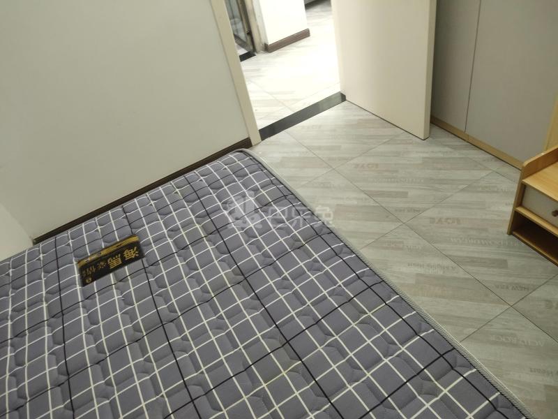 江夏村东一街十三巷10号5946806卧室图3