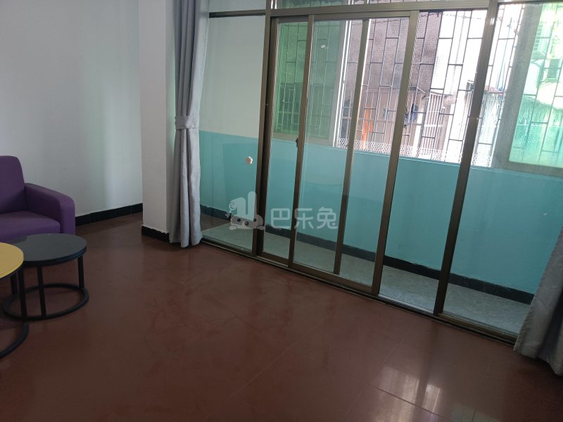 下元岗顺风巷2号5947439客厅图4