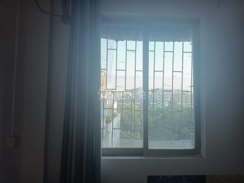 下元岗顺风巷2号5947439卧室窗户图7