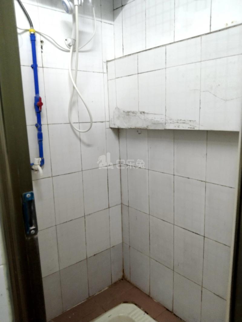 长湴东街十三巷一横巷4号5948590卫生间图13