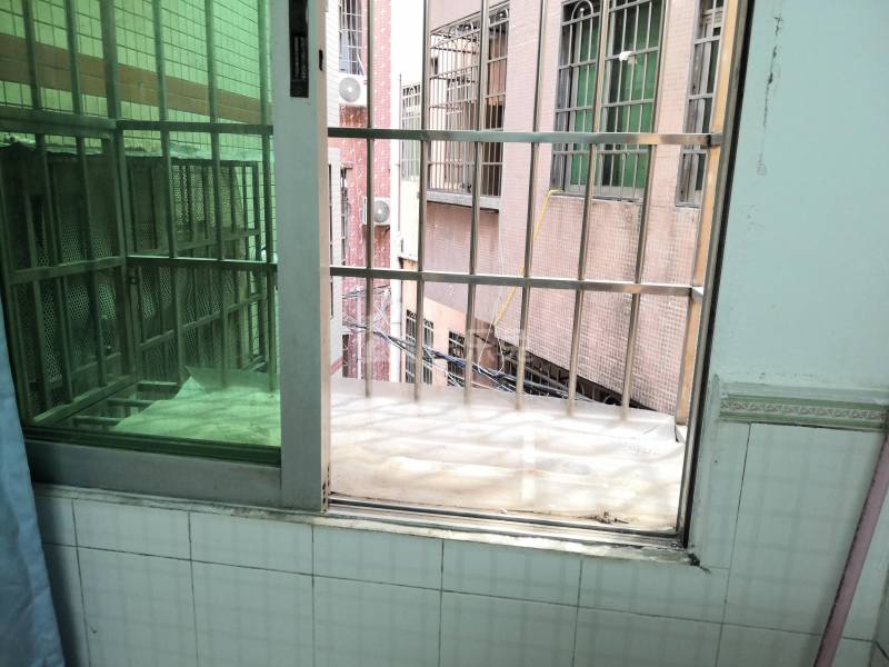 长湴东街十三巷一横巷4号5948590卫生间图15