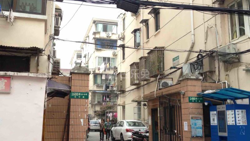 长宁路1600弄小区9996358周边环境图9