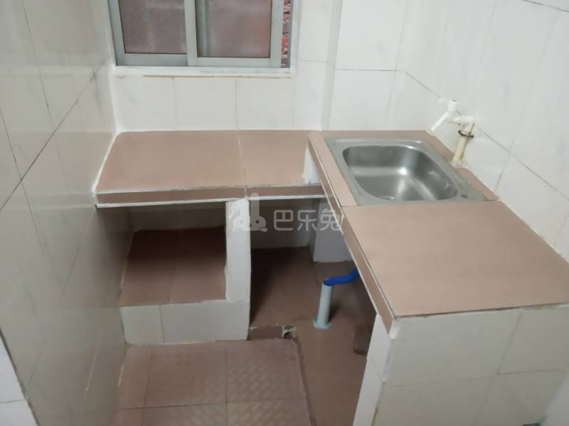 龙洞东街南边巷81号5960724厨房图3