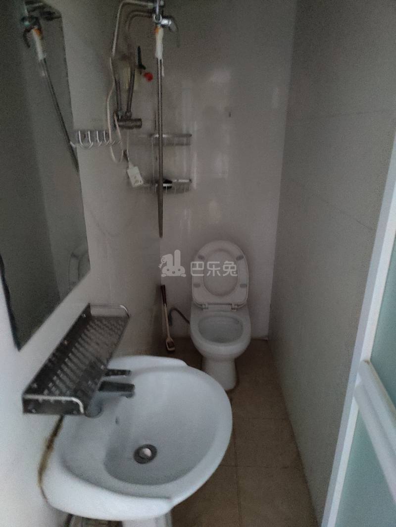 北辰奥园5963373卫生间图7