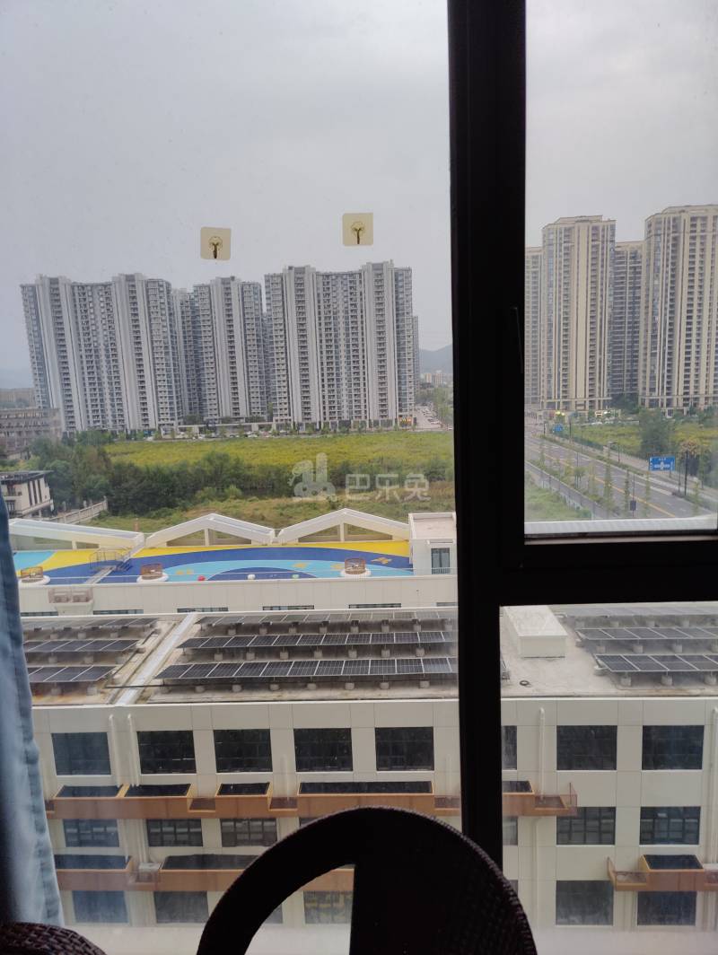 北辰奥园5963373卧室窗户图8