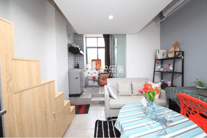 龙湖冠寓深圳大浪商业中心店5965430客厅图1