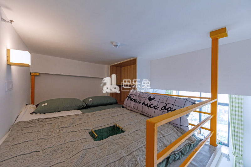 龙湖冠寓深圳大浪商业中心店5965434卧室图1