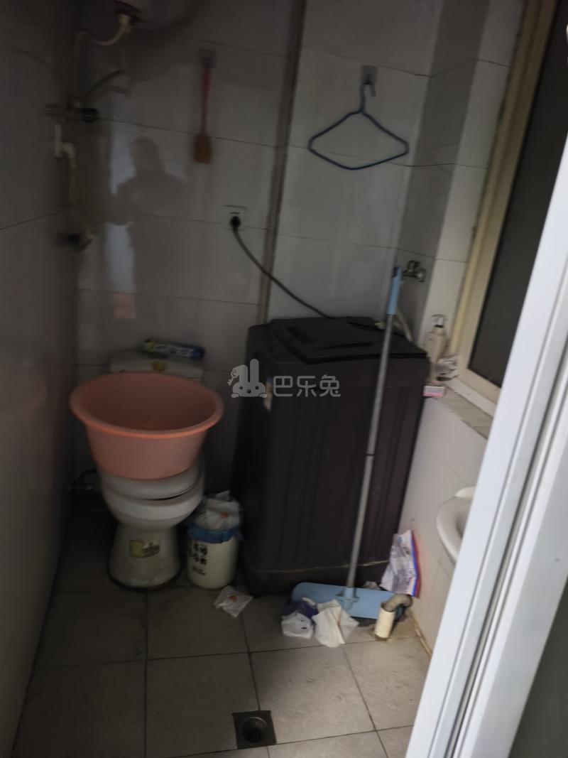 华唐苑596793卫生间图8