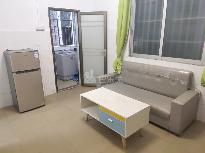 江夏村青龙大街三巷9号5970034客厅图8