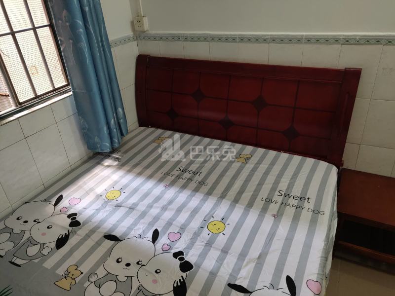 江夏村青龙大街西三巷10号5970045卧室图0