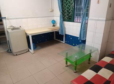 江夏村青龙大街西三巷10号 