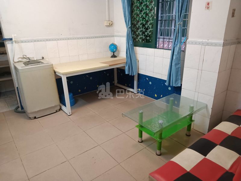 江夏村青龙大街西三巷10号5970047客厅图5