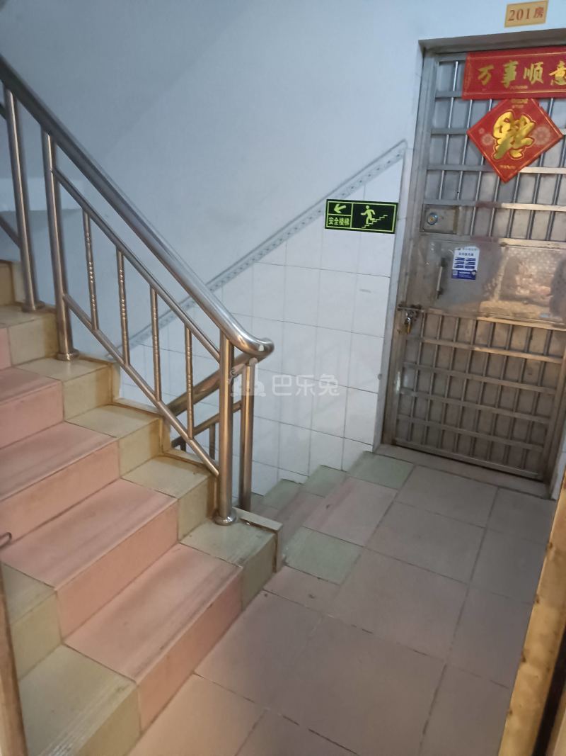 江夏村青龙大街西三巷10号5970047周边环境图8