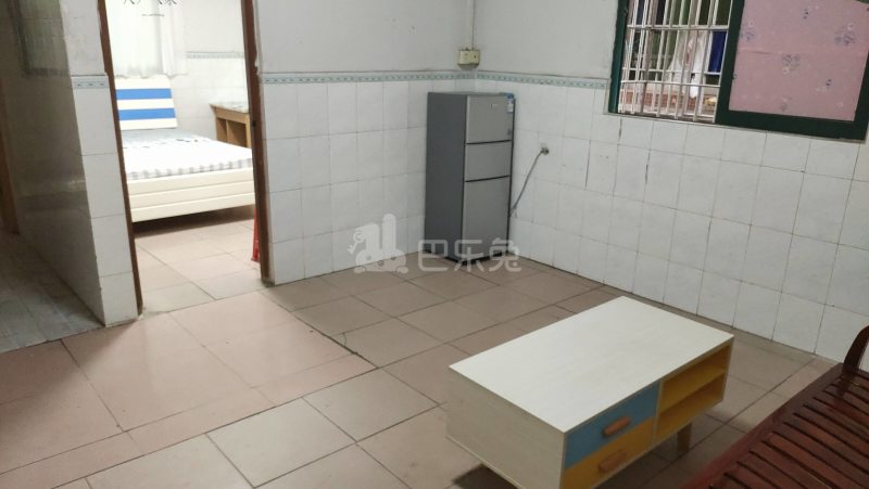 江夏村青龙大街西三巷10号5970049客厅图4