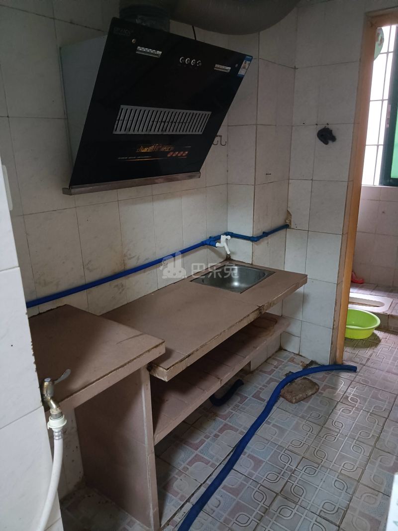 江夏村青龙大街西三巷10号5970055厨房图7