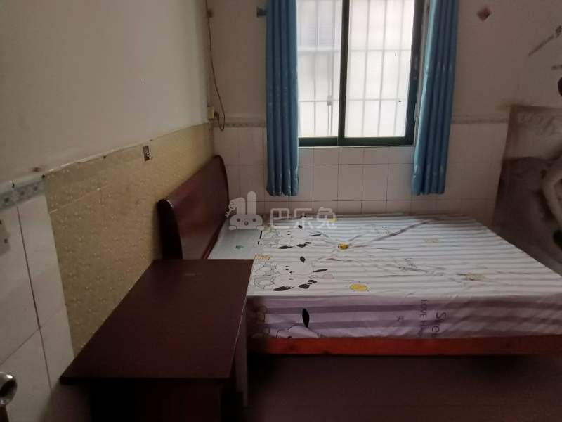 江夏村青龙大街西三巷10号5970058卧室图0