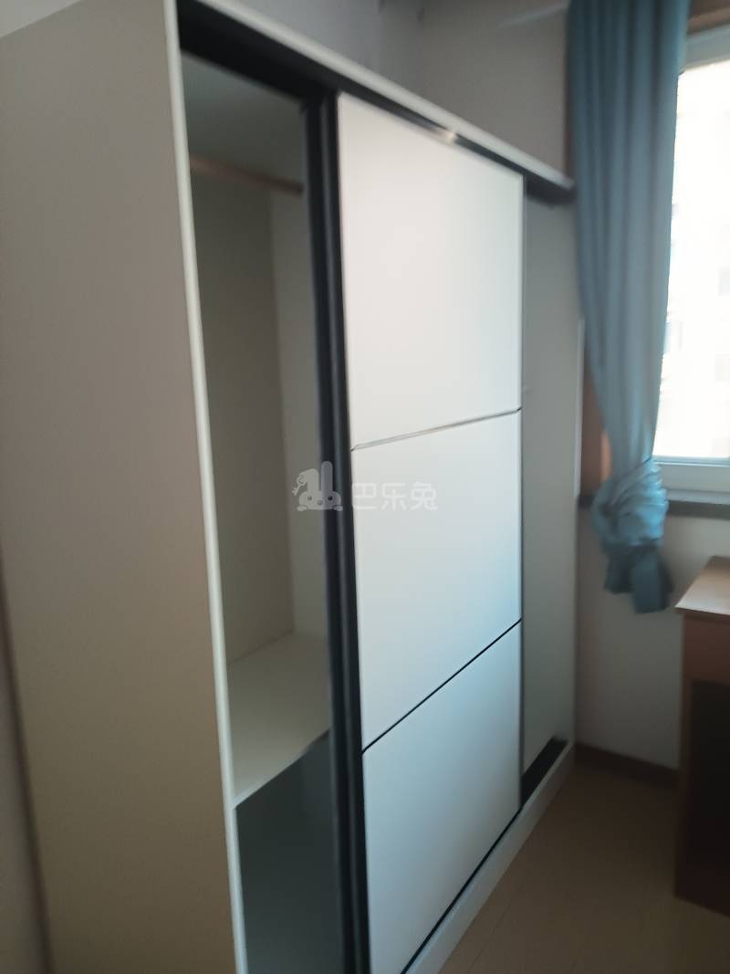 鼎信公寓5978286卧室图1