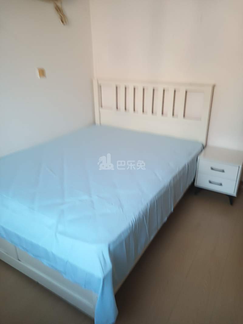 鼎信公寓5978286卧室图2