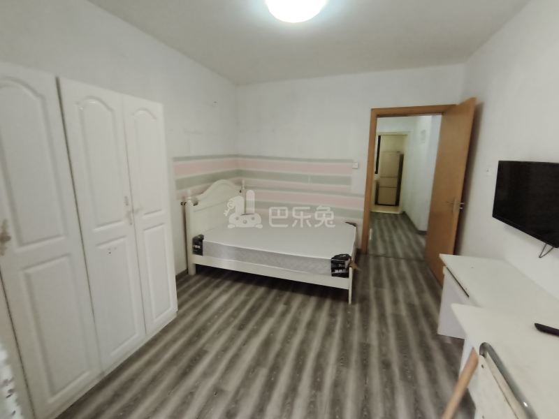 崧泽华城佳福雅苑东区（崧泉路1021弄）5984452卧室图2