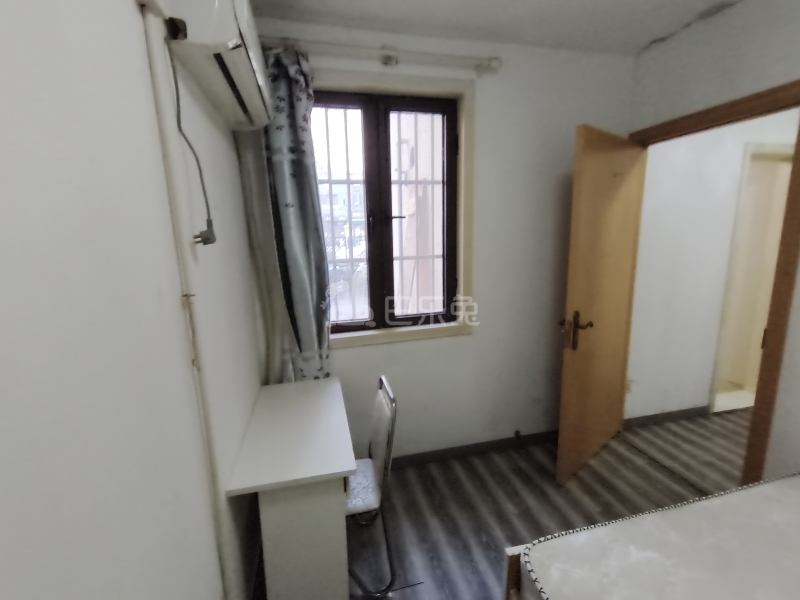 崧泽华城佳福雅苑东区（崧泉路1021弄）5984452卧室图4