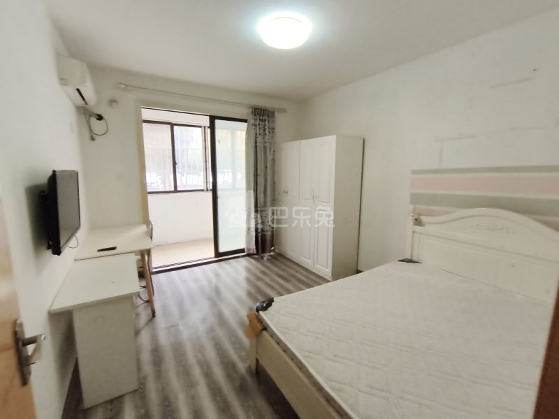 崧泽华城佳福雅苑东区（崧泉路1021弄）5984452卧室图0