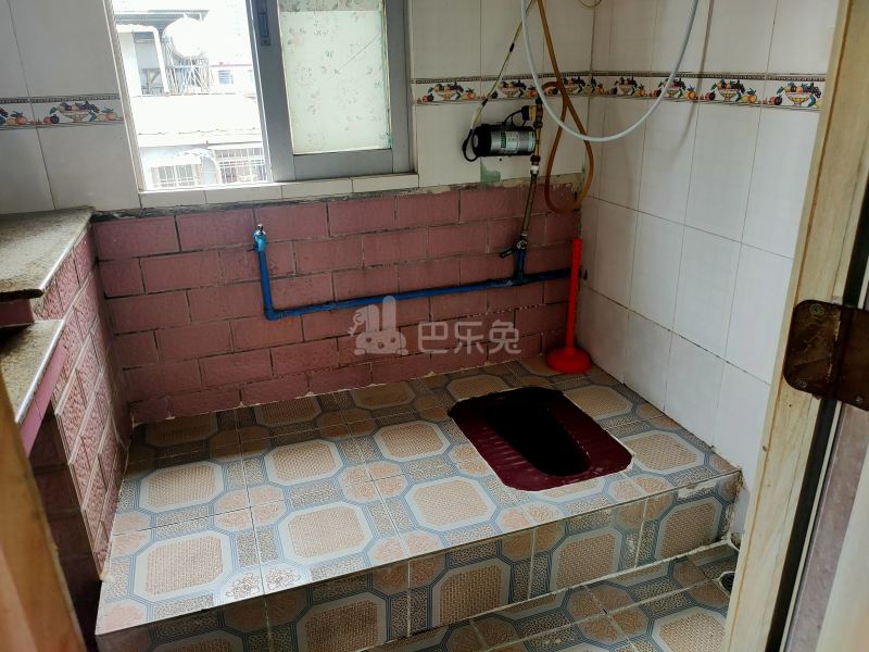 石牌和安里8号5985163卫生间图8