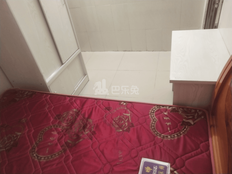 石牌荣华大街二巷3号5985214卧室图2