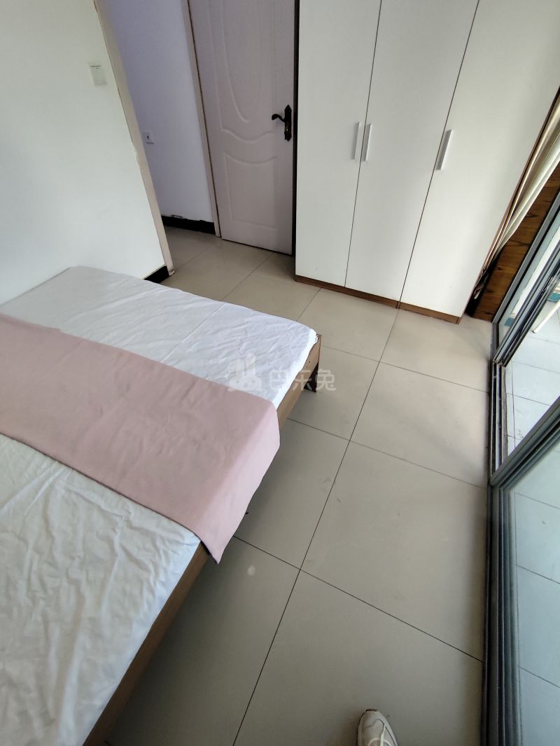 丰盛雅苑5989484卧室图7