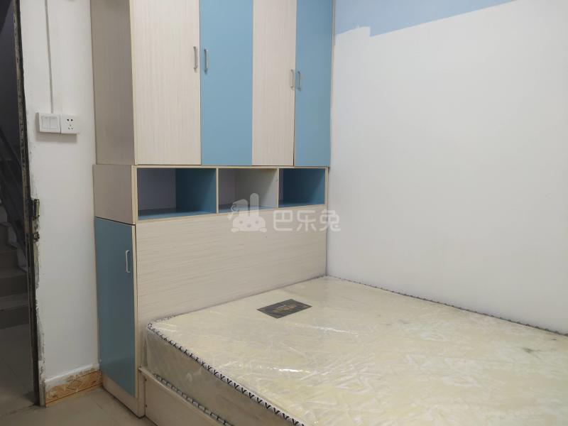 大山村迎龙坊大街18号之一A栋5989502卧室图1