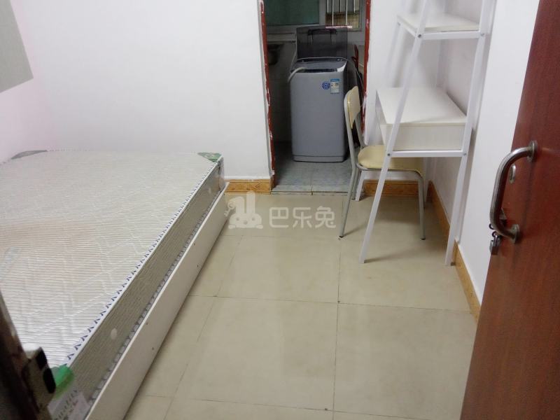 大山村迎龙坊大街18号之一B栋5989562卧室图0