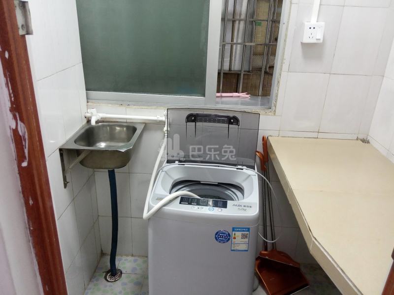 大山村迎龙坊大街18号之一B栋5989562卧室图5